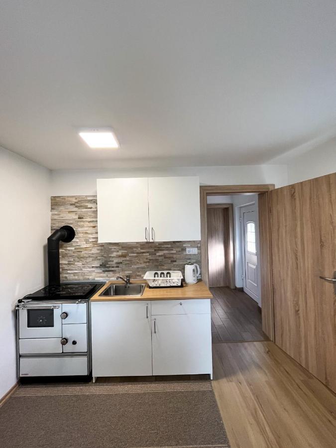 Holiday House Tomajna Podlehnik Екстер'єр фото