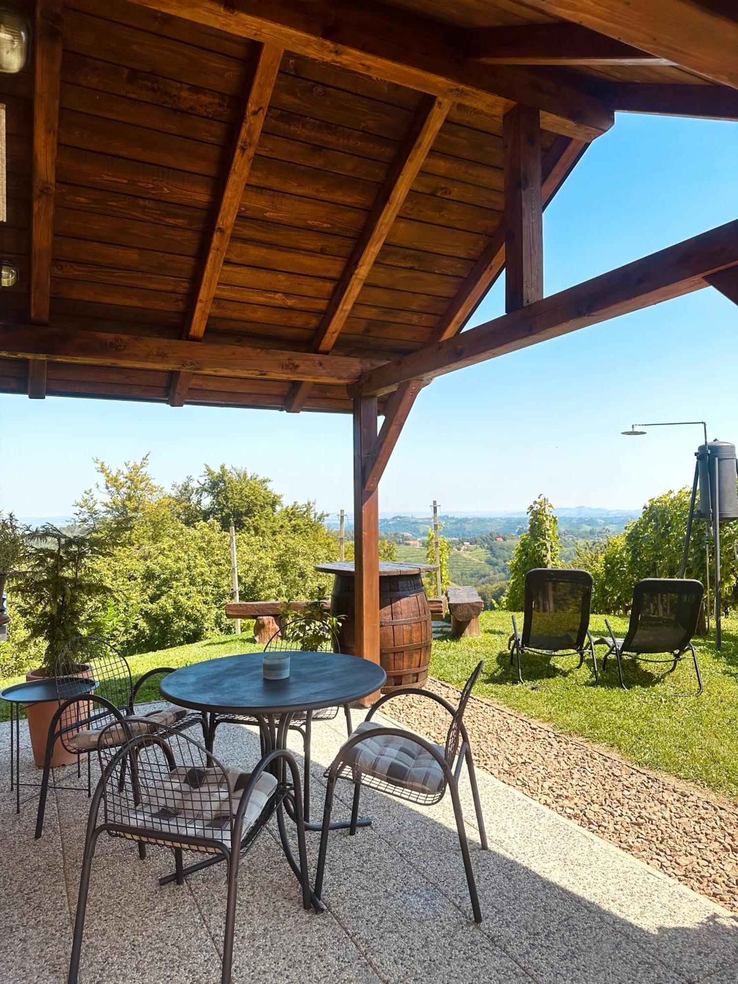 Holiday House Tomajna Podlehnik Екстер'єр фото