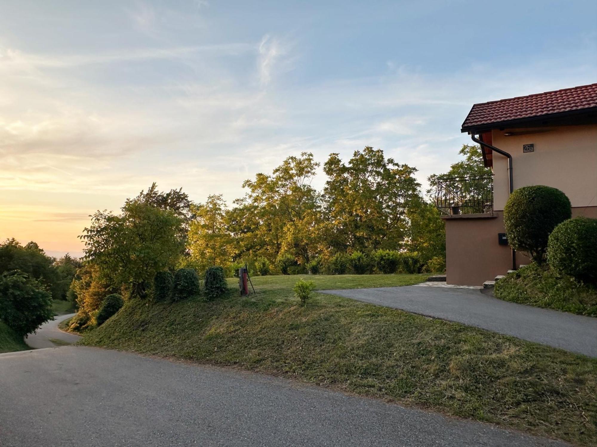 Holiday House Tomajna Podlehnik Екстер'єр фото